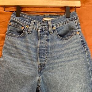 Levi’s Ribcage Ankle Straight Denim Blue Jeans